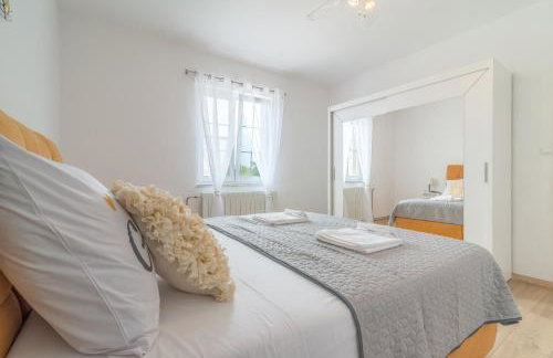 S&I Peaceful Holiday Home With Pool & Jacuzzi - Foto 29