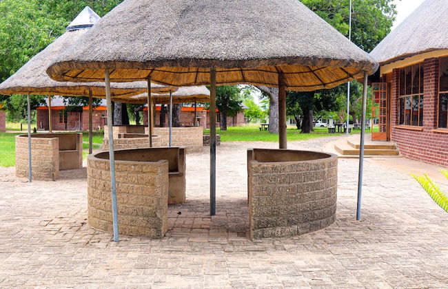 Self Catering Chalets - Manyeleti - Foto 26