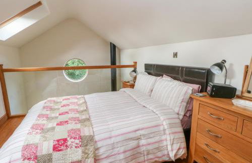 Chequer Stable - Photo 11