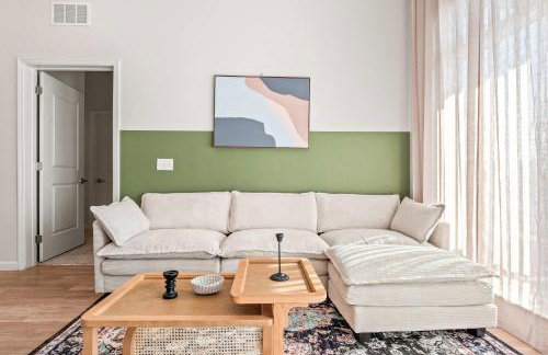 Riviere 3BR Apartment Stylish King Family Pets Friendly Pool & Gym Near Epic Universe - Foto 17