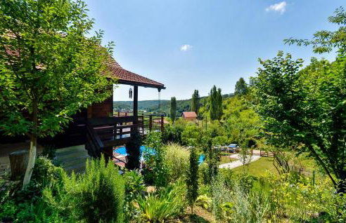 Gorgeous Home In Trstenik Puscanski - Foto 13