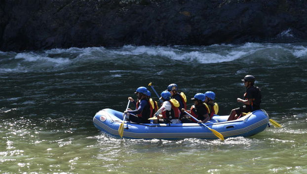 Beginner's Rafting Down Samaná River - Photo 2, Flow down the Samaná River with an adrenaline rush
