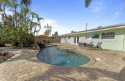 Grotto Pool House, 3 bed, 2 bath, IMG 3 miles, AMI - Foto 4