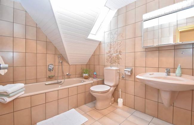 Charming Apartment in Weissenbrunn Near Forest - Foto 71