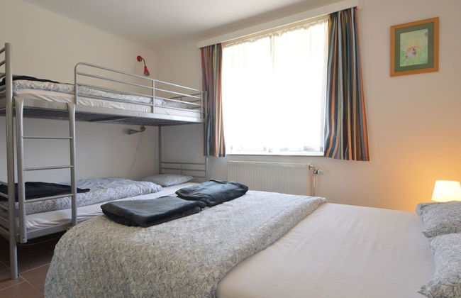 Group House With 3 Apartment for Family - Foto 8