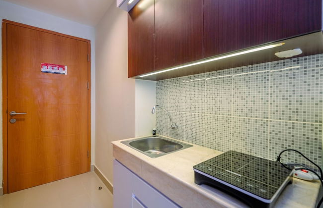 Restful and Tidy Studio at Evenciio Margonda Apartment - Foto 4