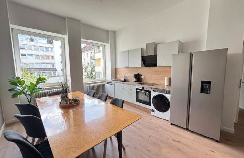 XXL City Apartment - 5 bedrooms - free parking - MalliBase Apartments - Foto 6