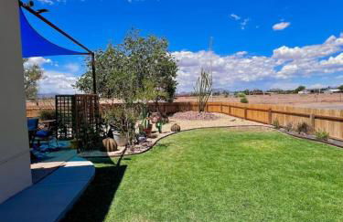 3 bd, Full kitchen, fenced yard, near Field of Dreams - Foto 22