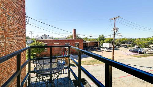 Western-Themed Decatur Studio on Main Street! - Foto 3