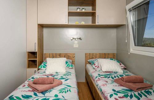 Cozy and Chic Little House with Pool Ivinj - 3 - Foto 42