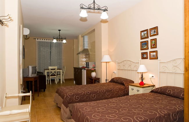 Apartamentos Rurales la Vera - Photo 1