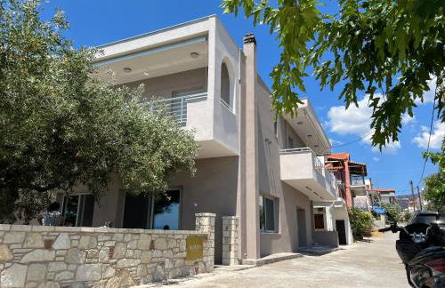 Mangata Seaside Hotel - Photo 19