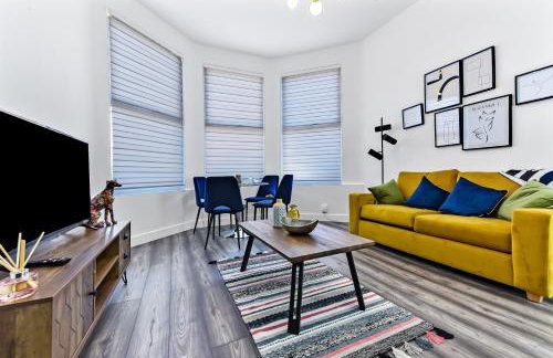 Comfy and Contemporary One Bedroom Flat - Photo 6