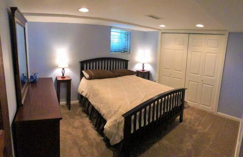 6-Bedroom Tudor in the Downtown Historic District - Foto 21