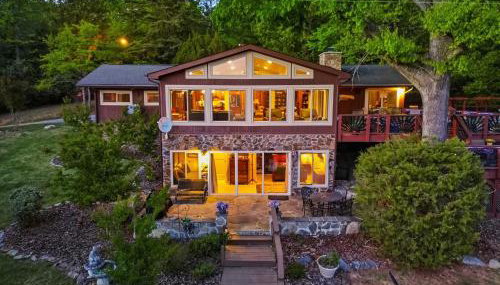 Lake Escape to an Elegant 4 Br Home 3 bath Home - Foto 3