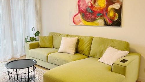 Prime Location Comfort Apartment with Balcony - Foto 2