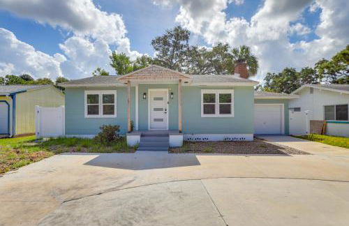 Private Hot Tub and Fenced Yard Sleek Gulfport Home - Foto 5