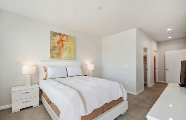 Global Luxury Suites in Menlo Park - Photo 12