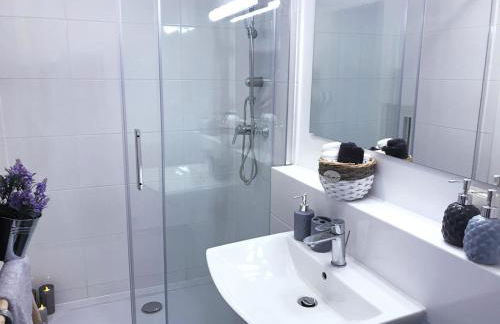 City Suite - 5 Min to HBF - Foto 12