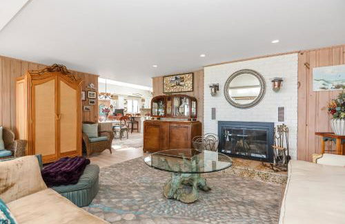 Ocean front home on dunes of Wingaersheek Beach - Photo 35