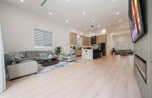 The Valley Nest Backyard Gameroom - Foto 2