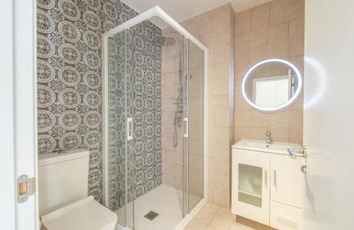 Gorgeous Apt with a Large Private Terrace - Foto 14