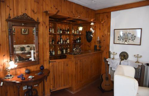 Kiveri Traditional Villa - Photo 5