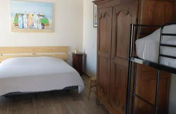 Gite Chambre Cuisine Parking à St Georges d'Oléron - Foto 6