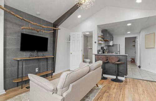 Lawrenceville Central !1 Modern and Cozy One Bedroom Apartment with Free Street Parking - Foto 9