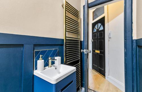 Free Parking - Sleeps 2 - 1 Bed Tenement - Renfrew - Foto 11