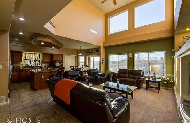 5BR Mtn Views Family Getaway HOT TUB - Foto 34