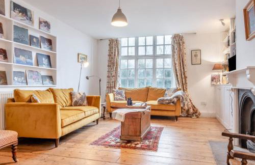 3 Bed in Brighstone oc-r30510 - Photo 1