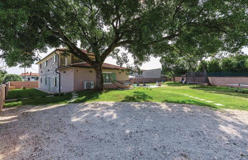 Amazing Home In Sajini - Foto 21