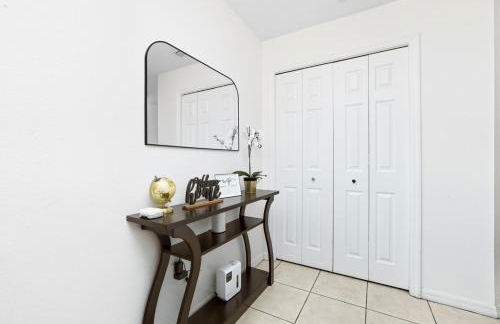 Pond View Club Cortile Resort Pool Hot Tub Theme - Foto 2