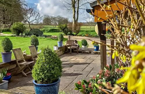 Fieldview Snug - Photo 12