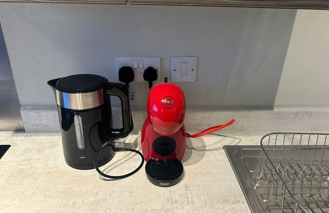 Adelphi Wharf Apartments by Beehosting - Photo 31