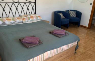 Studio Cielo- pool, wi-fi & more - Foto 8