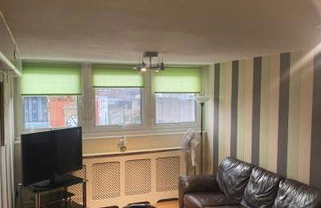 "Snooze Central" - City Centre Apartments above Victoria Centre Shopping Centre with full Kitchen in Milton Street - up to 4 Beds - most Central Location next to the Hilton Hotel - Outdoor Parking for Cars or Vans five pounds a day - Sunday 1pm Check-Out - Photo 80