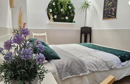 Las Artes Luxury Double Room - Photo 2