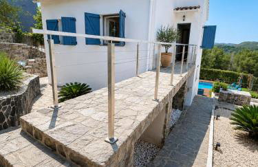Paradise Silvia, Detached villa with private pool near Sitges - Foto 3