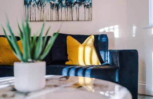 NEW!- GORTON PLACE By Greenstay Serviced Accommodation - 4 Bed 3 Bath House In Manchester - FREE Parking - FAST 250 Mbps Wi-Fi - Ideal for Contractors, Business Travellers & Relocations - Close to City Centre, Airport, Etihad Stadium - LONG STAYS WELCOME - Foto 18