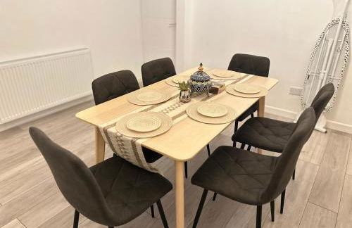 8-Sleeper 4BR 4Bed 2Bath Wi-Fi Garden Tv Beach - Foto 9