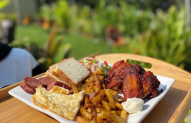 Emerald Villa Cafe & Restaurant - Foto 3