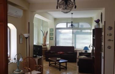 Villa del Golfo Urio with swimming pool shared by the two apartments it is essential to have a car - Foto 11