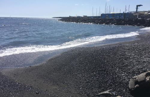 Vacacional playa Las Galletas - Photo 27