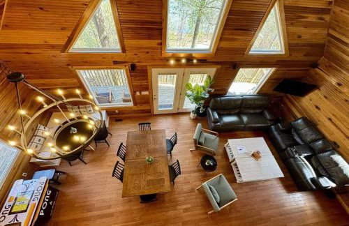 14 Guest 7 Bed 4 BR Lakefront Cabin w Hot Tub - Foto 10