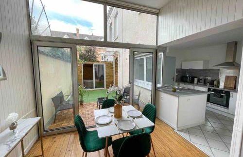 SPA - 4 Pers - NETFLIX - Gare - Parking - Photo 13