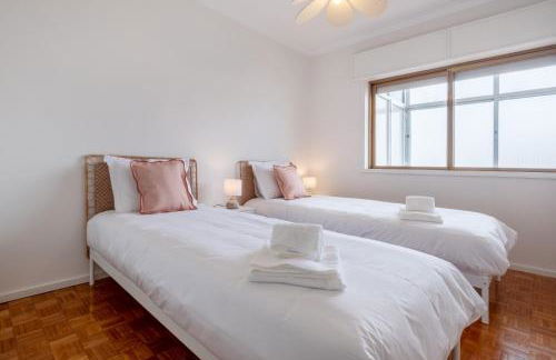 Beach Front Apartment Av dos Banhos - Foto 14