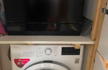 HōM - Appartamento fino a 7 posti letto comodo al centro storico, al casello A1 e alla Stazione AV - Photo 17