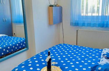 Holiday Home Three Sisters with Swimming Pool & Jacuzzi - Photo 22